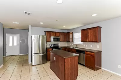 9233 Monument Court, Fort Worth, TX 76244 - Photo 8