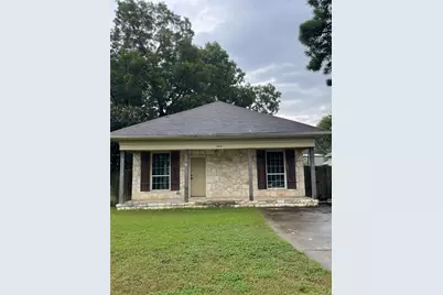 1414 W Sears Street, Denison, TX 75020 - Photo 2