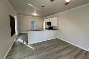 1414 W Sears St, Denison, TX 75020 - Photo 4