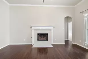 10 Saddlewood Ct, Mansfield, TX 76063 - Photo 6