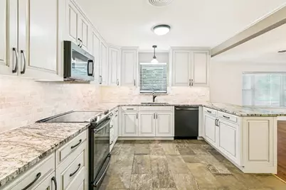 1126 Warden Street, Benbrook, TX 76126 - Photo 8