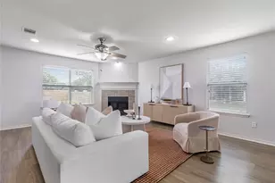 10413 Wood Leaf Ct, Fort Worth, TX 76244 - Photo 4