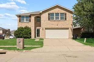 9216 Old Clydesdale Dr, Fort Worth, TX 76123 - Photo 1