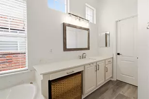 1744 Ivy Ln, Carrollton, TX 75007 - Photo 18