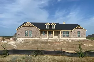 150 Sunny Side Rd, Valley View, TX 76272 - Photo 1
