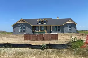 150 Sunny Side Rd, Valley View, TX 76272 - Photo 2