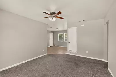 303 Westwood Drive, Euless, TX 76039 - Photo 4