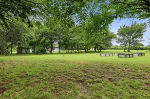 907 Quail Run, Cleburne, TX 76031 - Photo 36