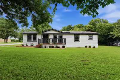 907 Quail Run, Cleburne, TX 76031 - Photo 1