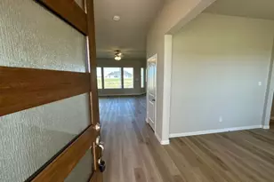 147 Sunny Side Rd, Valley View, TX 76272 - Photo 6