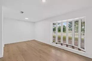 906 Pinedale Ln, Dallas, TX 75241 - Photo 8