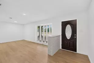 906 Pinedale Ln, Dallas, TX 75241 - Photo 6