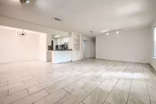 821 Prestwick St, Bedford, TX 76022 - Photo 6