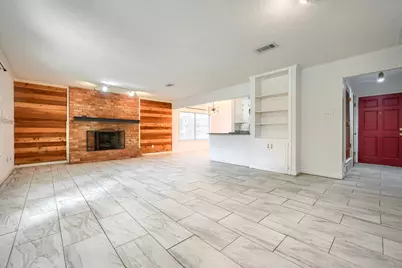 821 Prestwick Street, Bedford, TX 76022 - Photo 4