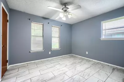 821 Prestwick Street, Bedford, TX 76022 - Photo 16