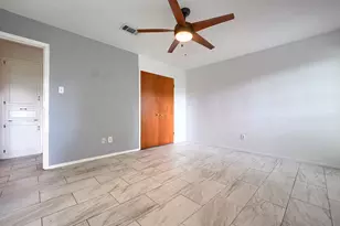 821 Prestwick St, Bedford, TX 76022 - Photo 18