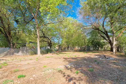 413 Manson Street, Wolfe City, TX 75496 - Photo 12