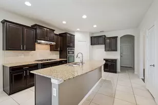 673 Revalen Ln, Frisco, TX 75036 - Photo 4