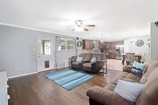 5409 Topper Dr, North Richland Hills, TX 76180 - Photo 6