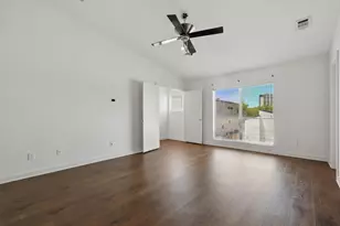 2200 N Peak St, Dallas, TX 75204 - Photo 22