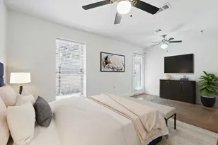 2200 N Peak St, Dallas, TX 75204 - Photo 6