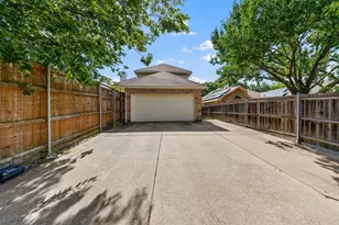 751 Yellowstone Dr, Allen, TX 75002 - Photo 38