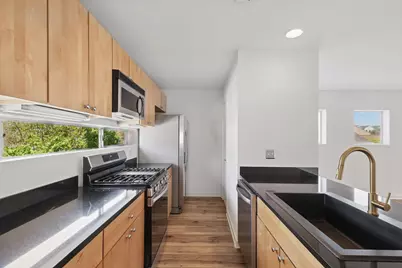 2200 N Peak Street, Dallas, TX 75204 - Photo 4