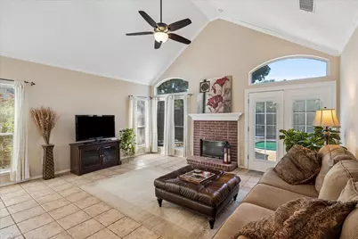 2321 Gatwick Court, Flower Mound, TX 75028 - Photo 10