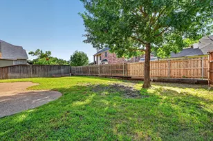 305 Victory Ln, Mansfield, TX 76063 - Photo 38