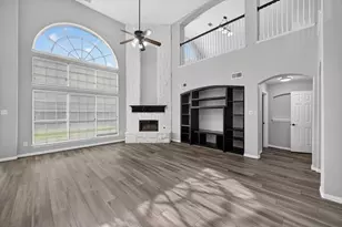 305 Victory Ln, Mansfield, TX 76063 - Photo 10