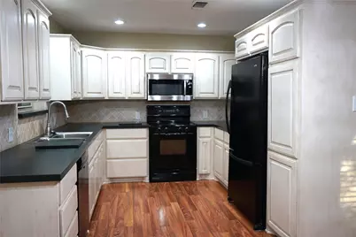 2504 Avonhill Drive, Arlington, TX 76015 - Photo 6