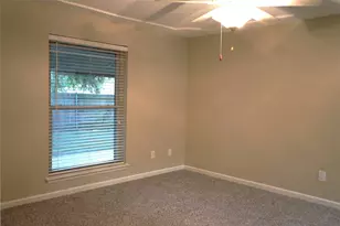 2504 Avonhill Dr, Arlington, TX 76015 - Photo 16