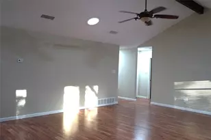 2504 Avonhill Dr, Arlington, TX 76015 - Photo 8