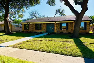 4761 Preston Trail Dr, Mesquite, TX 75150 - Photo 2