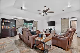 1017 Co Rd 3555, Paradise, TX 76073 - Photo 8