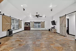 1017 Co Rd 3555, Paradise, TX 76073 - Photo 10
