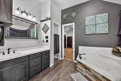 1017 County Road 3555, Paradise, TX 76073 - Photo 18