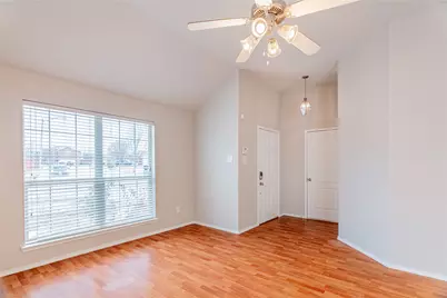 801 Deedee Creek Drive, Euless, TX 76040 - Photo 8