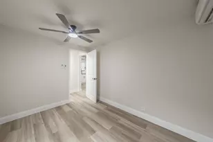 1416 E Myrtle St, Fort Worth, TX 76104 - Photo 24