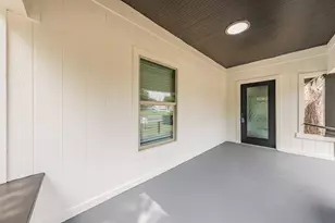 1416 E Myrtle St, Fort Worth, TX 76104 - Photo 8