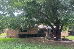 1601 24th Ave, Mineral Wells, TX 76067 - Photo 1