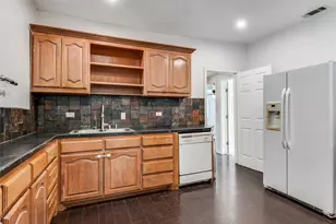 616 Wayne St, Dallas, TX 75223 - Photo 8