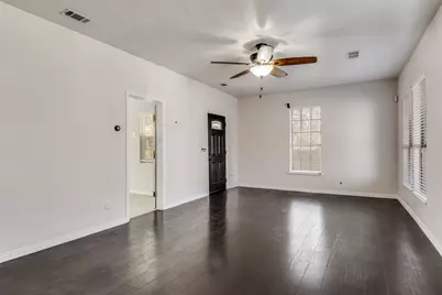 616 Wayne Street, Dallas, TX 75223 - Photo 4