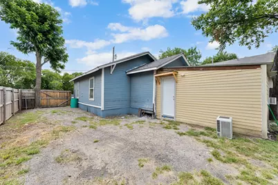 1612 Harris Court, Dallas, TX 75223 - Photo 1