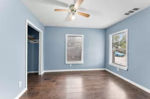 1612 Harris Ct, Dallas, TX 75223 - Photo 4