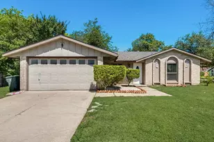 901 Hudson Dr, Garland, TX 75043 - Photo 1