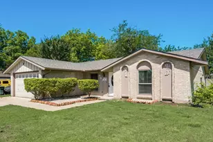 901 Hudson Dr, Garland, TX 75043 - Photo 2