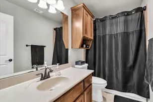 910 Springdale Ln, Lorena, TX 76655 - Photo 24