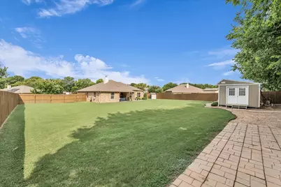 910 Springdale Lane, Lorena, TX 76655 - Photo 34