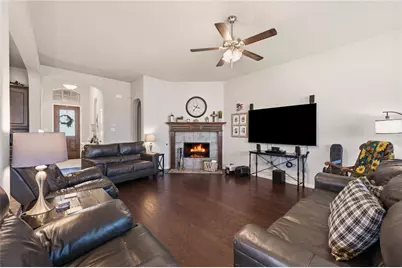 140 Chestnut Road, Waxahachie, TX 75165 - Photo 8